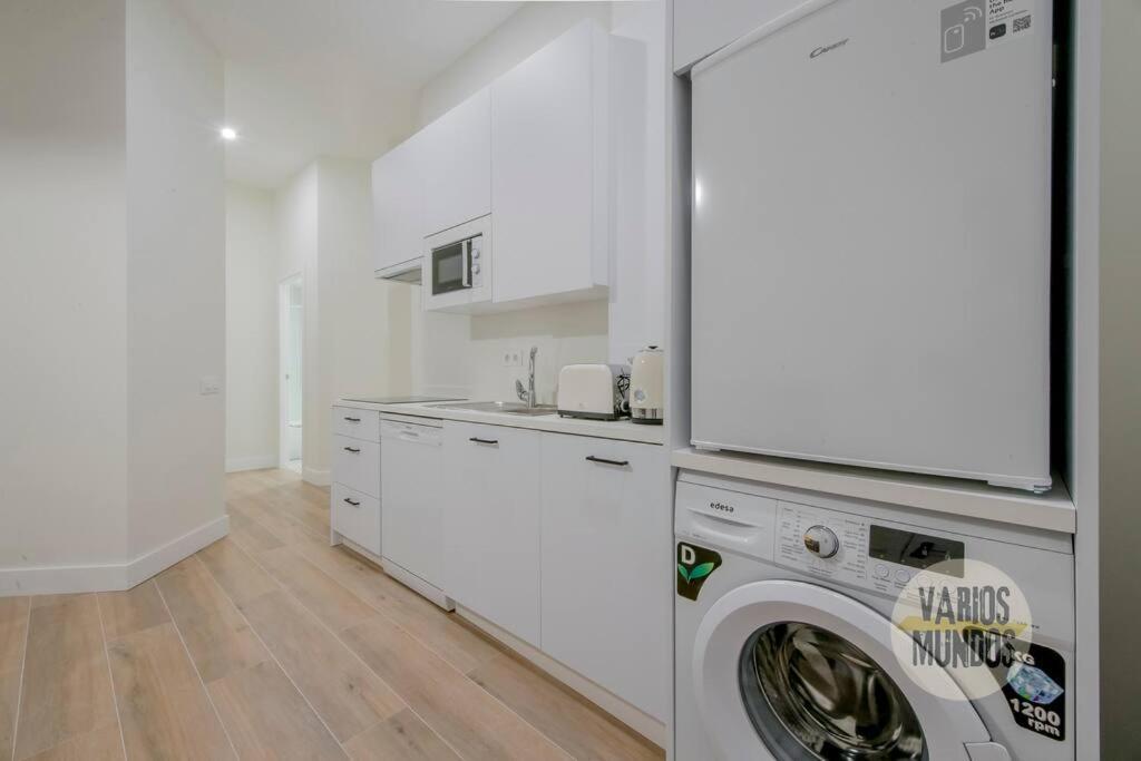 Cool Y Centrico Apt 6Px En Plena Plaza Del Carmen E2 Madrid Extérieur photo