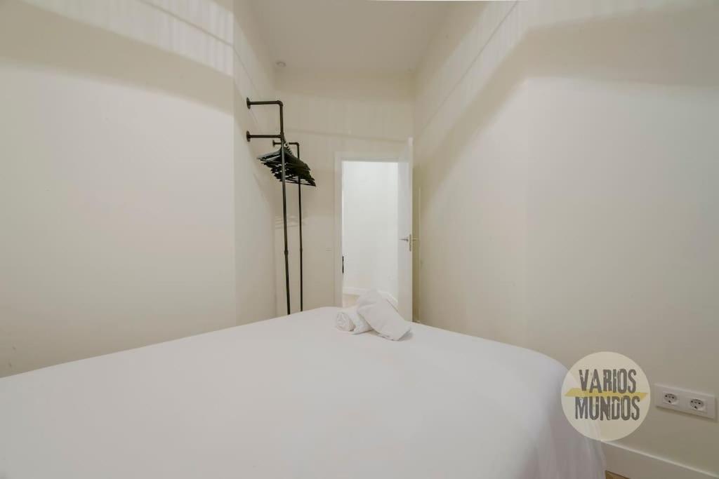 Cool Y Centrico Apt 6Px En Plena Plaza Del Carmen E2 Madrid Extérieur photo